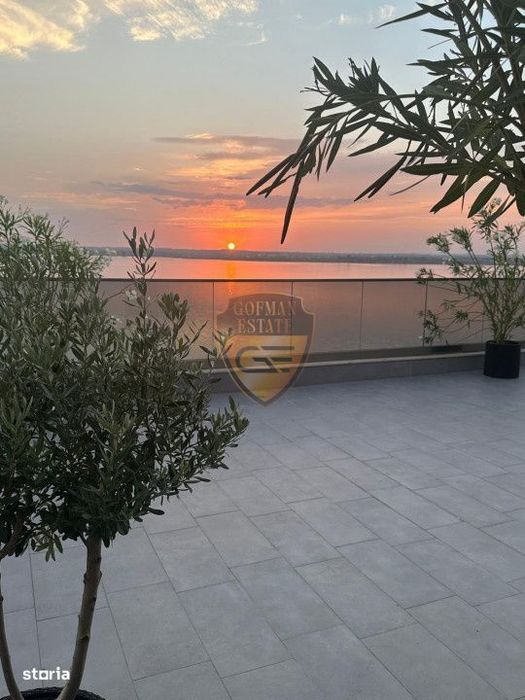 Penthouse 3 camere Parcare privata  Solid Residence Butoaie Statiunea