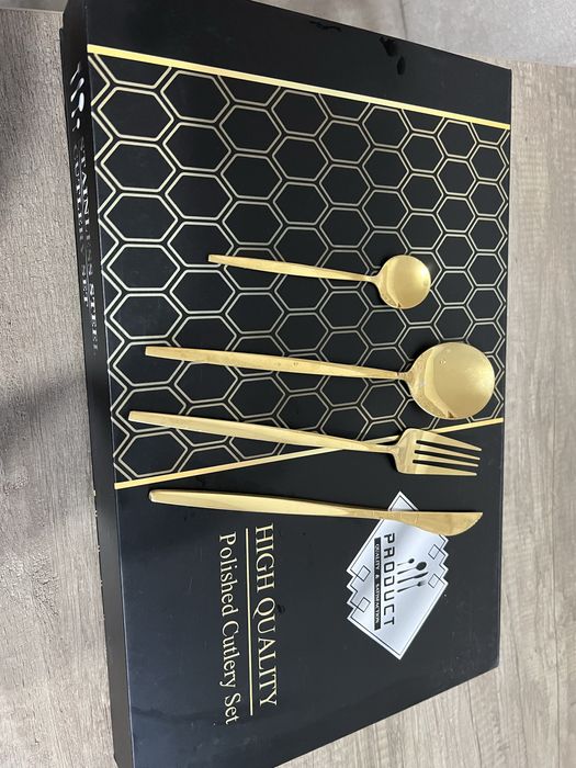 Set tacamuri aurii 24 buc