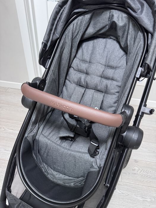Carucior Zelia S Trio - Gri inchis Maxi Cosi