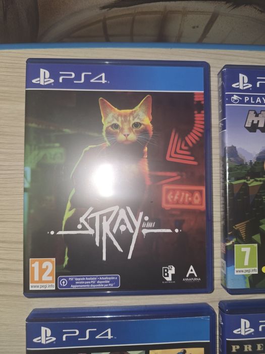 Игри за плеистеишан 4 със свободен избор на игра и брои за игра е 10€