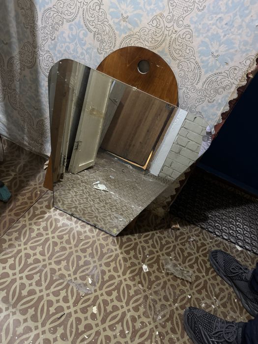 Продам зеркал несколько