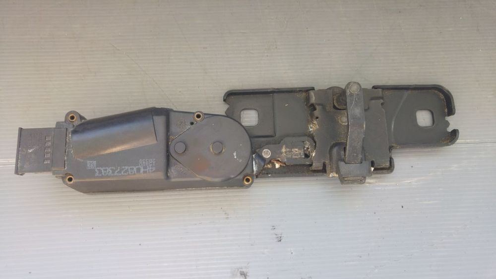 broasca cu motoras deschidere haion audi a7 4g 3.0 tdi 4h0827383