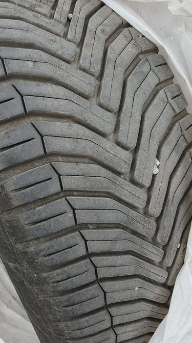 2 anvelope Michelin CrossClimate 2 XL  all season cu fulg  215/60 R17