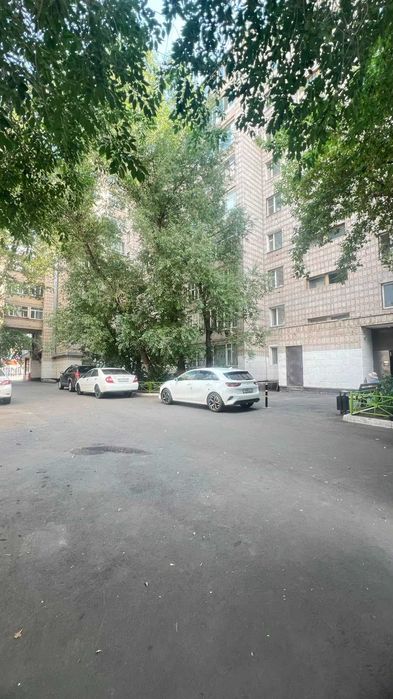 2 ком.кв. 49 кв.м  Республики 37