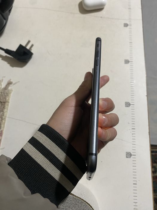 Iphone 8 plus sotiladi