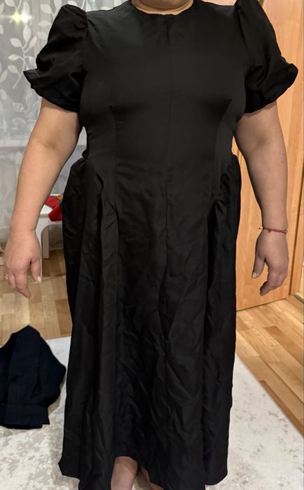 Продам платья женские