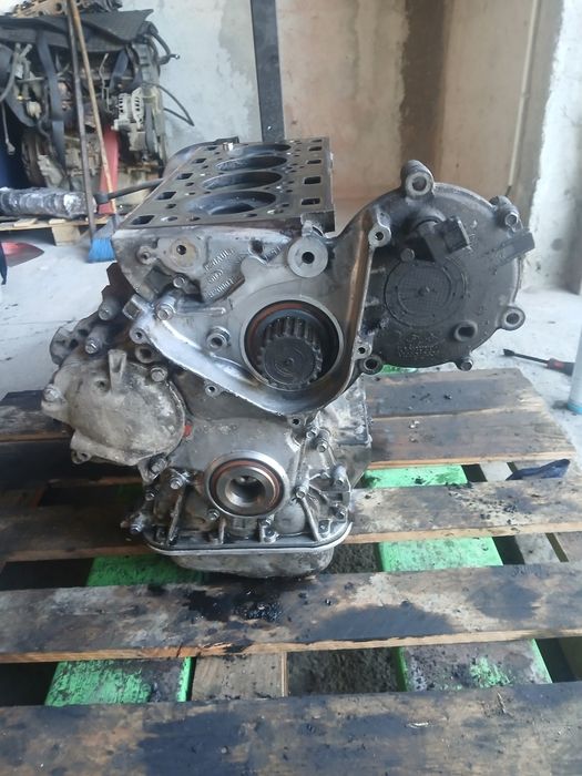 Bloc motor ambielat renault master 2.5 dci euro 4