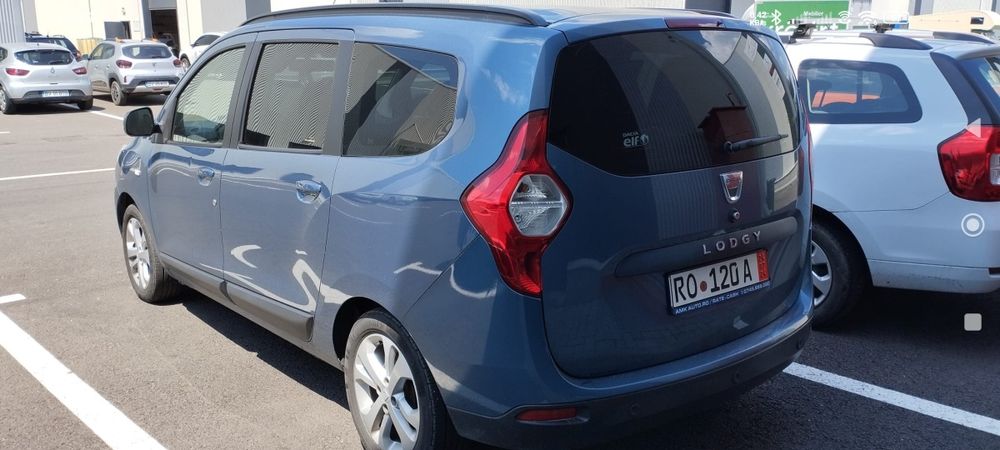 Vând Dacia Lodgy
