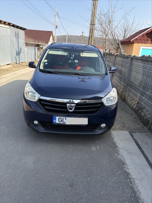Dacia Lodgy 2013