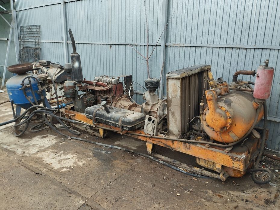 Продам пескоструйную станцию.