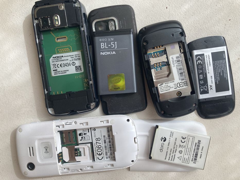 Telefoane cu butoane