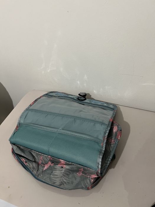 Косметичка в дорогу