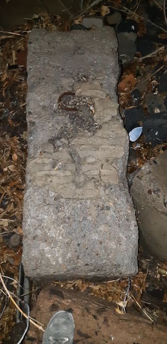 Плиты заборные  кирпичи