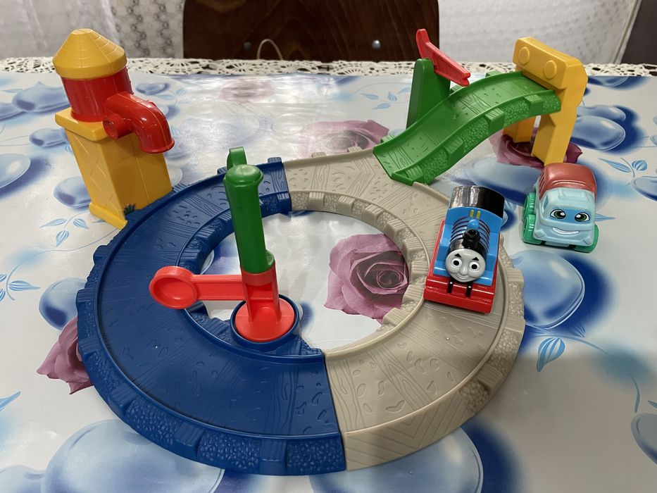 Trenul Thomas set cu rampa