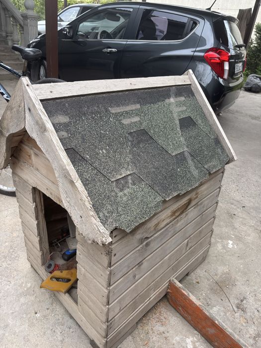 Продам домик для собаки деревяный