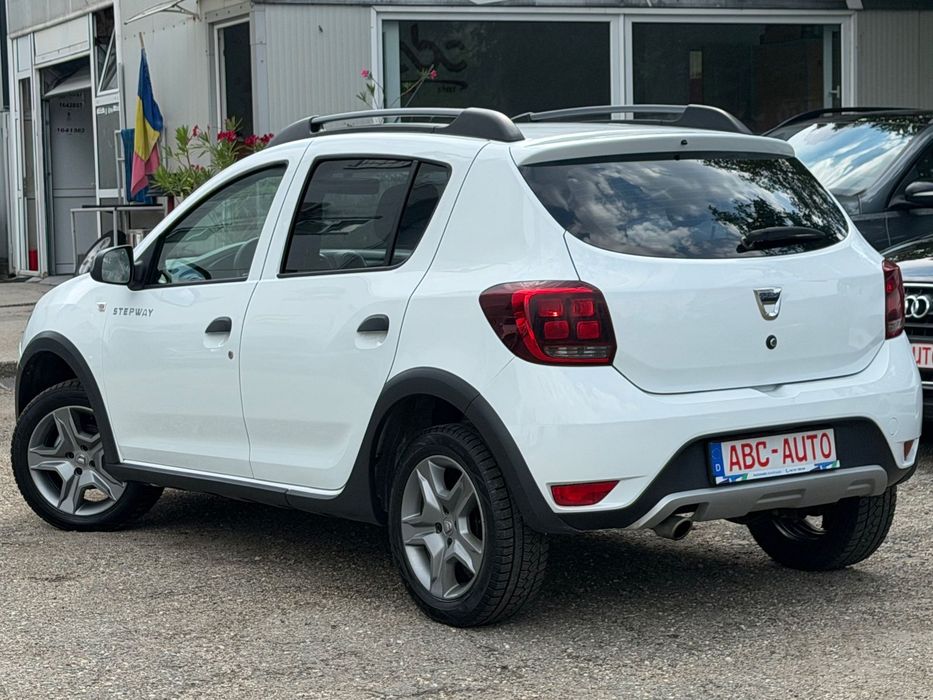 Dacia Sandero Stepway DACIA sandero STEPWAY 0.9