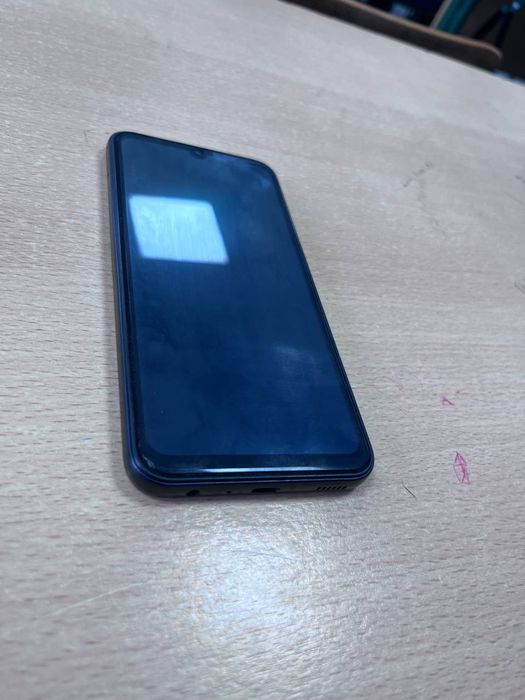 Samsung A24 xotira 6/128  telifon yangidek turpdi 4 oy boldi olingani