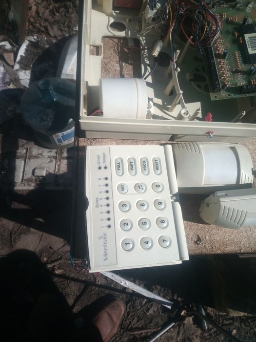 Sistem alarma cu 3senzori