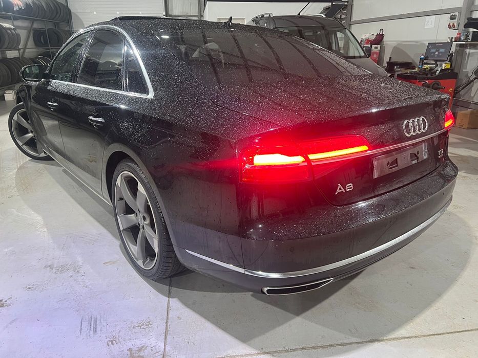 Triple audi a8 facelift an 2014-2018 cu semnal dinamic