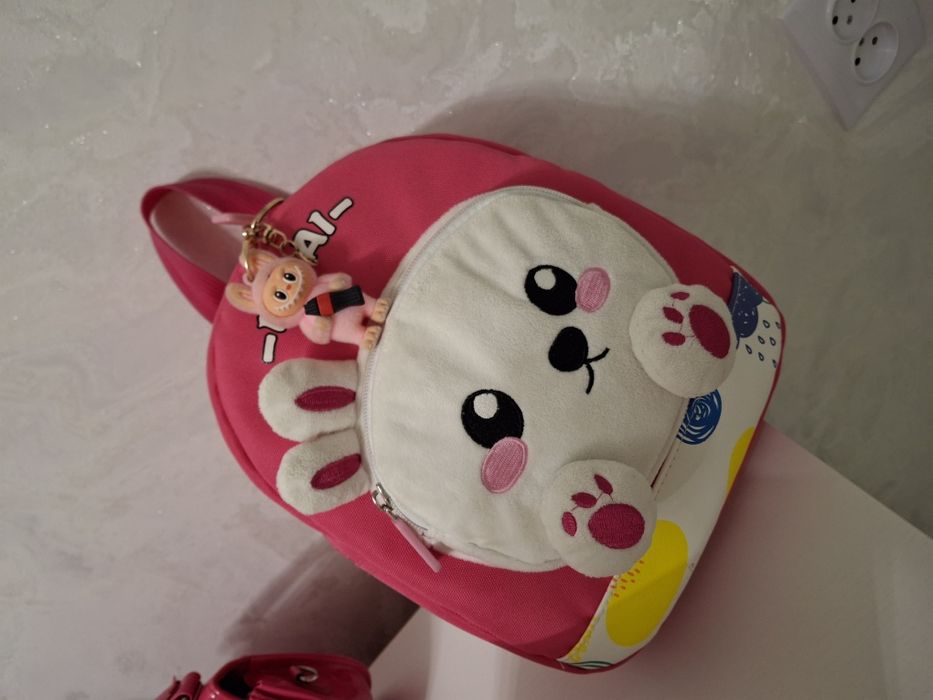 Продам сумки детские цены разные