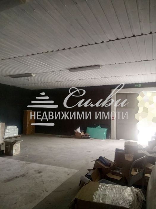 Дава се под наем Склад в Шумен, Тракия - 124 кв.м за 448.8 € - Снимка #2