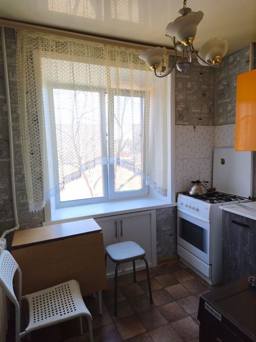 Сдам 2 комнатную квартиру