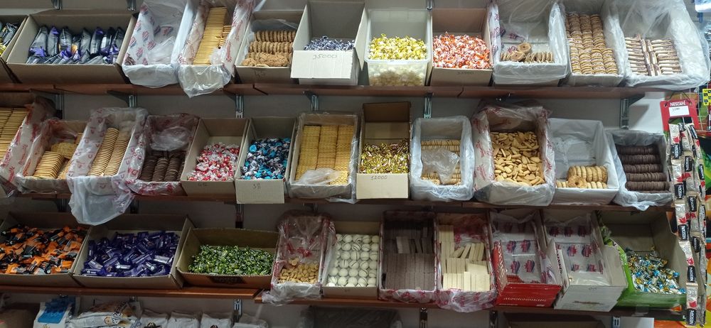 Дукон сотилади факат таварлари