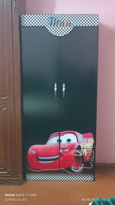 Мебель для спальни и зал.