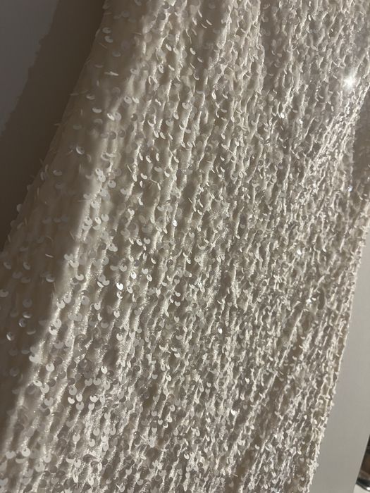 Дамска бяла рокля с пайети