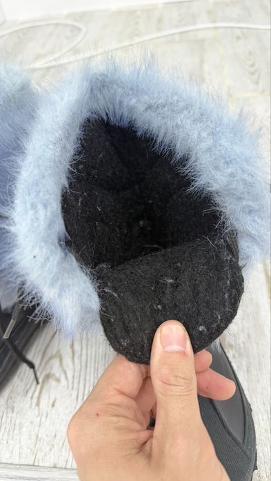 Продам зимнюю обувь