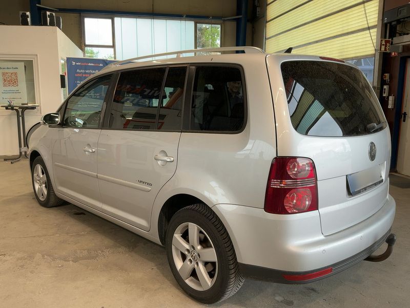 Volkswagen Touran 1.9 TDI United 2009