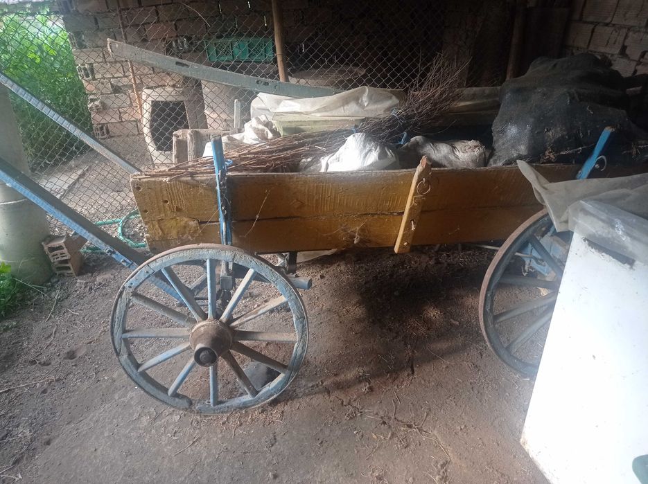 Стара битова каруца