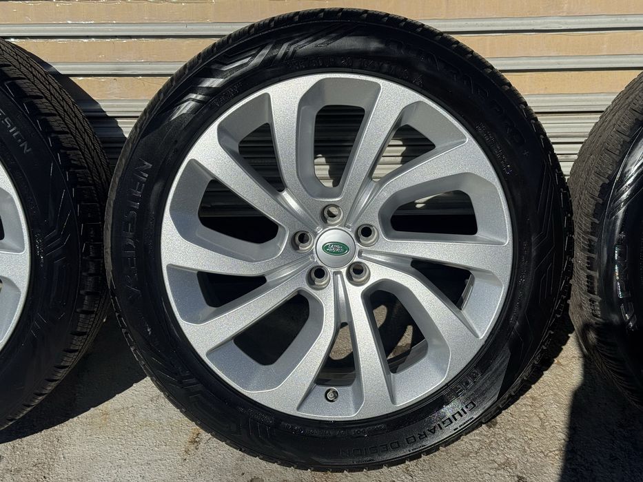 ОРИГИНАЛНИ джанти 20” Land Rover/Range Rover с НОВИ ВСЕСЕЗОННИ гуми 235/50/20