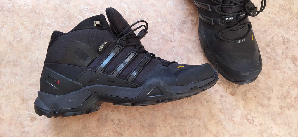 Кроссовки зимние