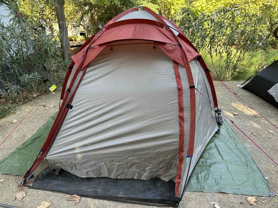 Четириместна палатка Zajo Tornado XT