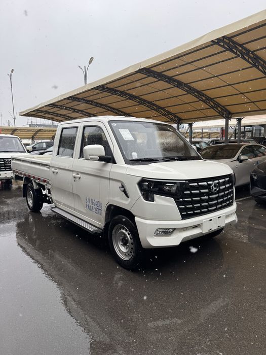 Changan gruzavoy sotuvda