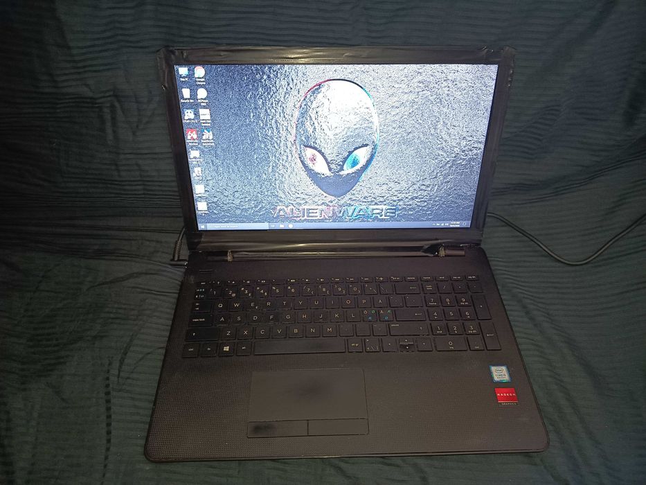 Laptop HP Pavilion 15, light gaming gen 8 Core i5 8250u, video Radeon R5 M330 2gb, ram 8gb ddr4, ssd 256gb, display full HD