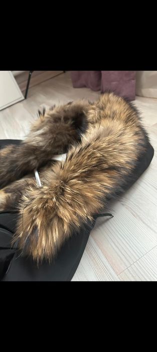 Продаётся зимняя парка новая