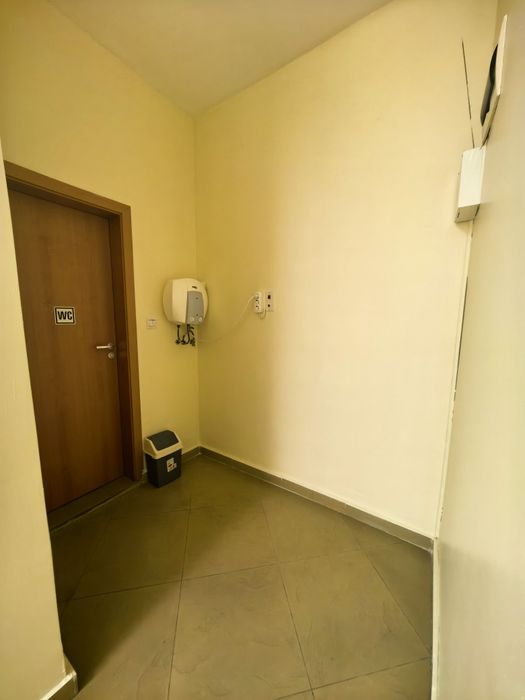 Дава се под наем Магазин в Разград, Бели Лом - 50 кв.м за 408 € - Снимка #3