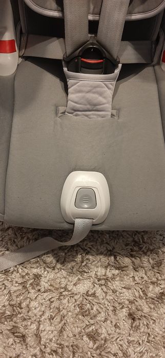 Scaun auto Chicco Isofix 0+