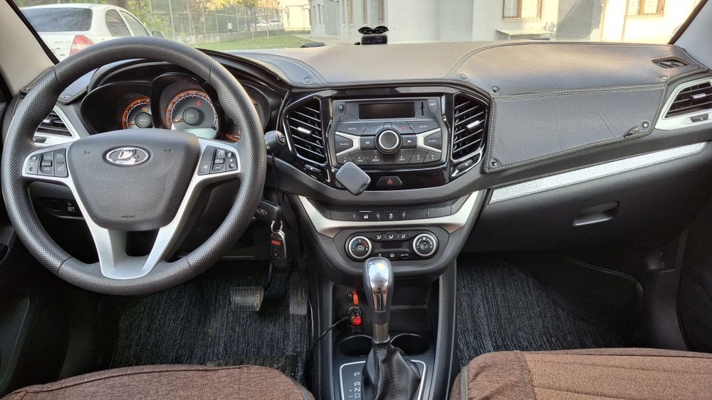 Lada vesta sw cross продаётся