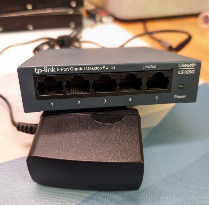 Коммутатор свитч TP-LINK LS105G