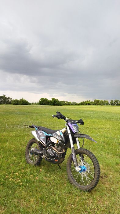 Продам эндуро 250 Ular a7