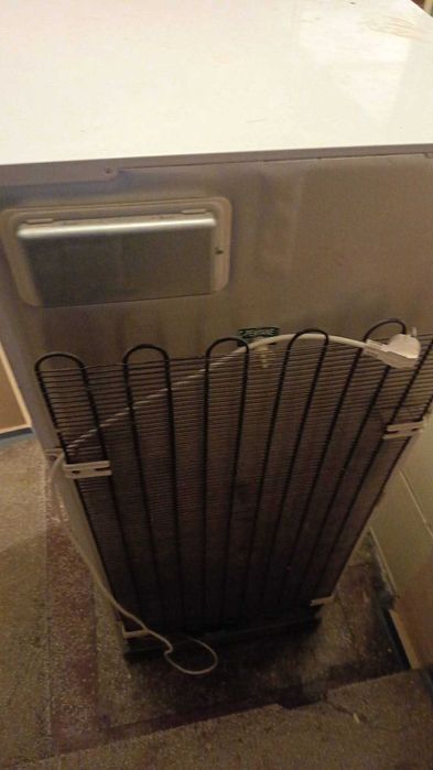 Vând congelator an stare de funcționare Brașov