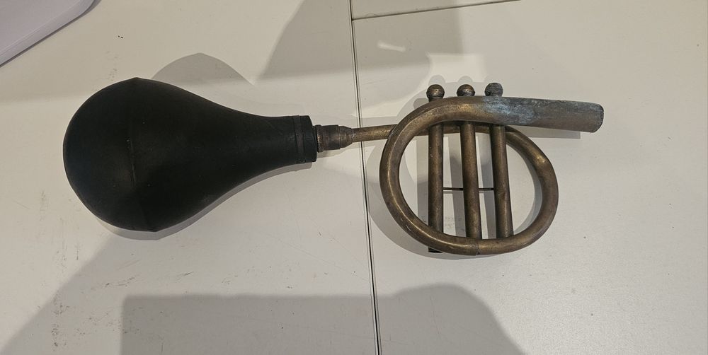 Старинен месингов рог клаксон – около 1930 г.