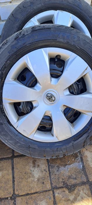 Диски резина на камри 40