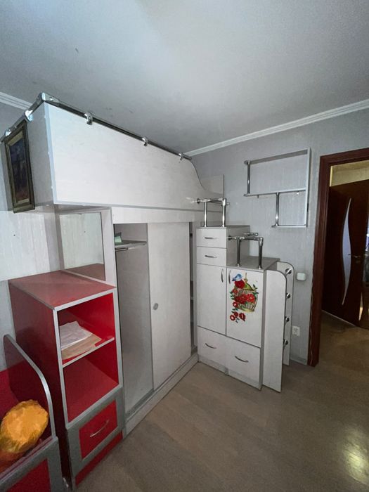 Продам детский гарнитур.