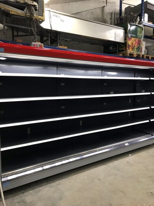 Хладилна витрина