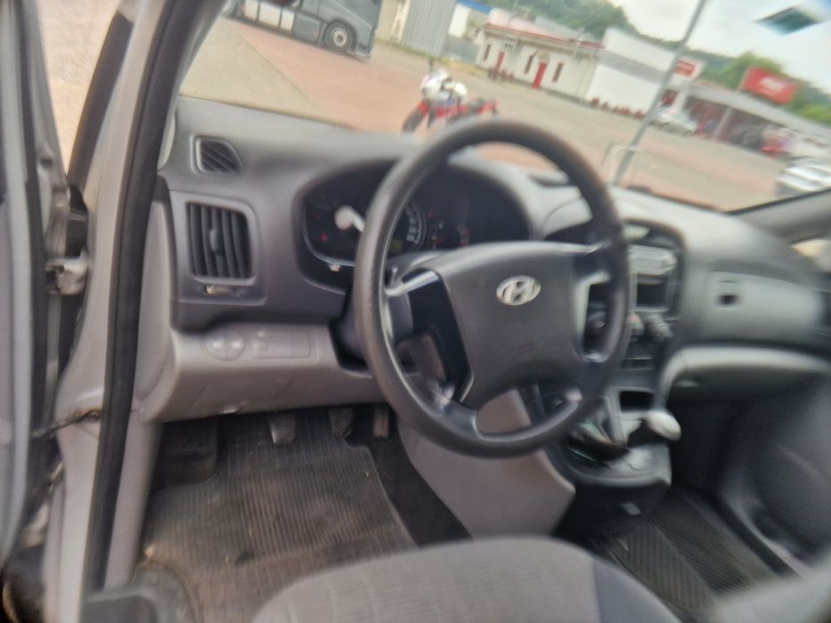 Hyundai h1 2,5 170cp 3locuri