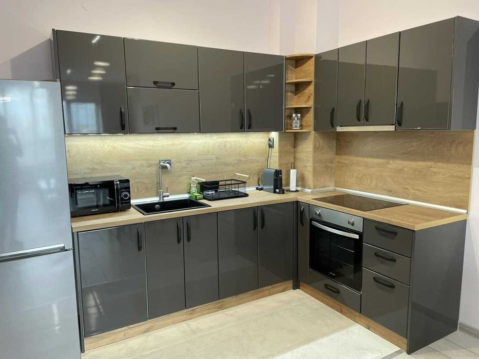 Дава се под наем Двустаен апартамент в Пловдив, Тракия - 77 кв.м за 375 € - Снимка #3